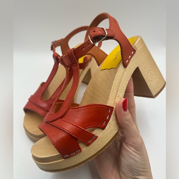 Swedish Hasbeens Shoes - Swedish Hasbeens Red Leather Wooden Platform Sandals T-Strap Chunky Block Heel
